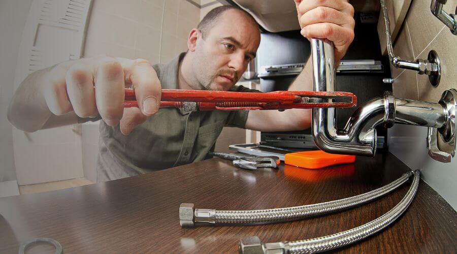 Expert burst pipe repair services in Shepherd, MI